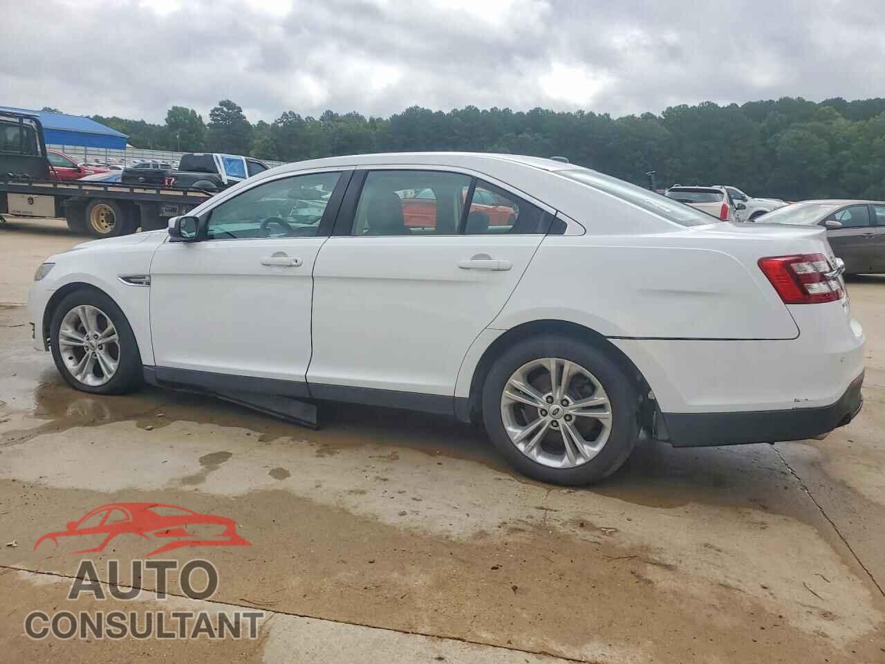 FORD TAURUS 2015 - 1FAHP2E95FG154615