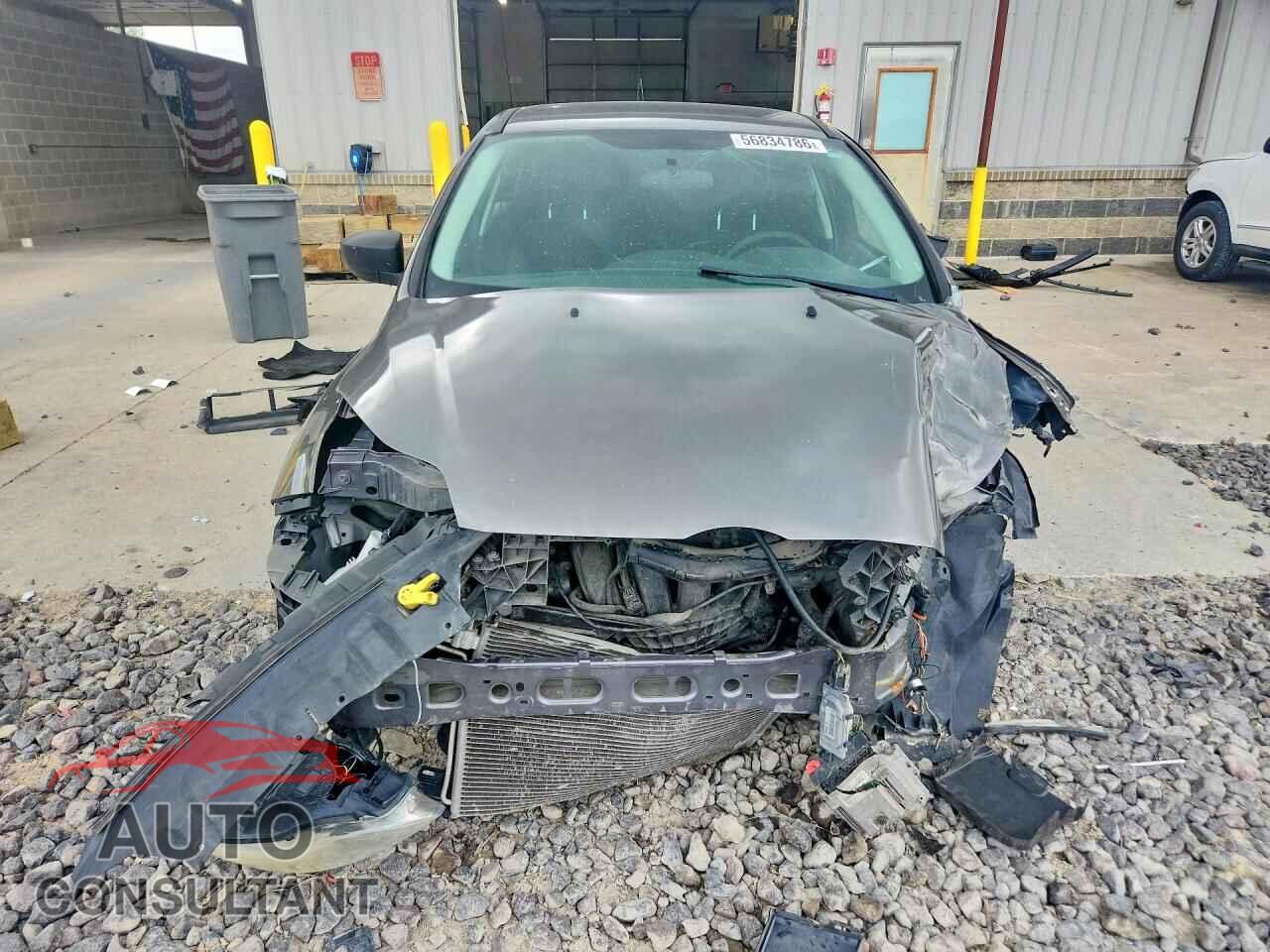 FORD FOCUS 2013 - 1FADP3E20DL169776