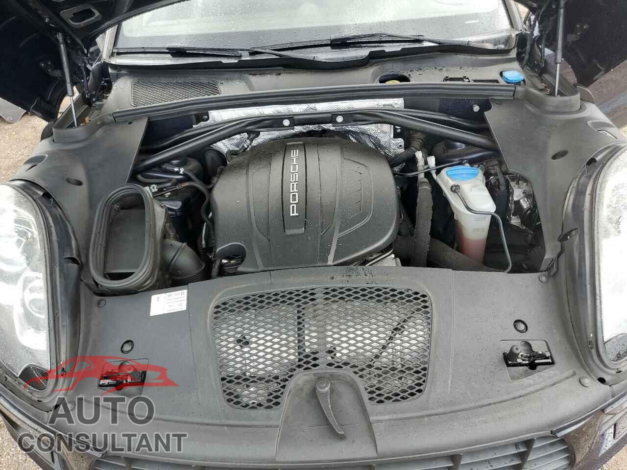 PORSCHE MACAN 2017 - WP1AA2A57HLB02010
