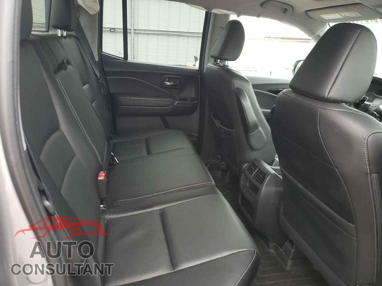 HONDA RIDGELINE 2017 - 5FPYK3F7XHB003575