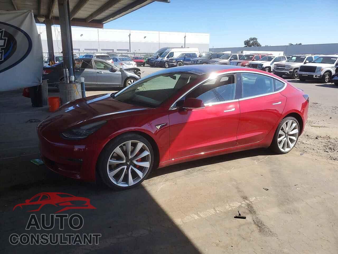 TESLA MODEL 3 2018 - 5YJ3E1EB4JF083742