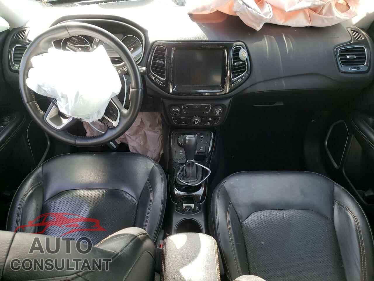 JEEP COMPASS 2018 - 3C4NJDCB3JT232572