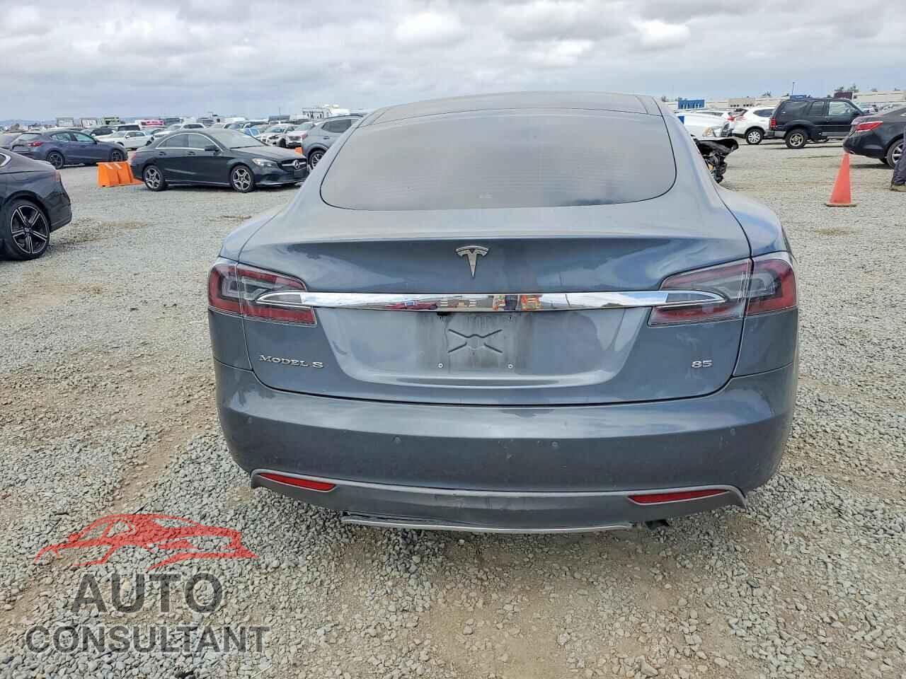 TESLA MODEL S 2013 - 5YJSA1CN6DFP27377