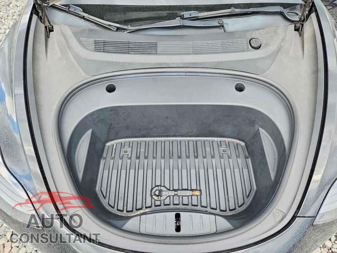 TESLA MODEL 3 2022 - 5YJ3E1EA3NF369305