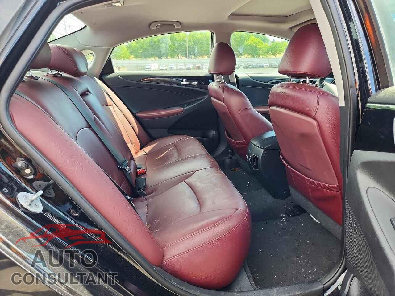 HYUNDAI SONATA 2011 - 5NPEC4AC7BH276114