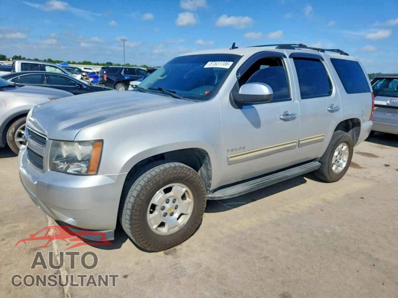 CHEVROLET TAHOE 2013 - 1GNSKBE01DR253182