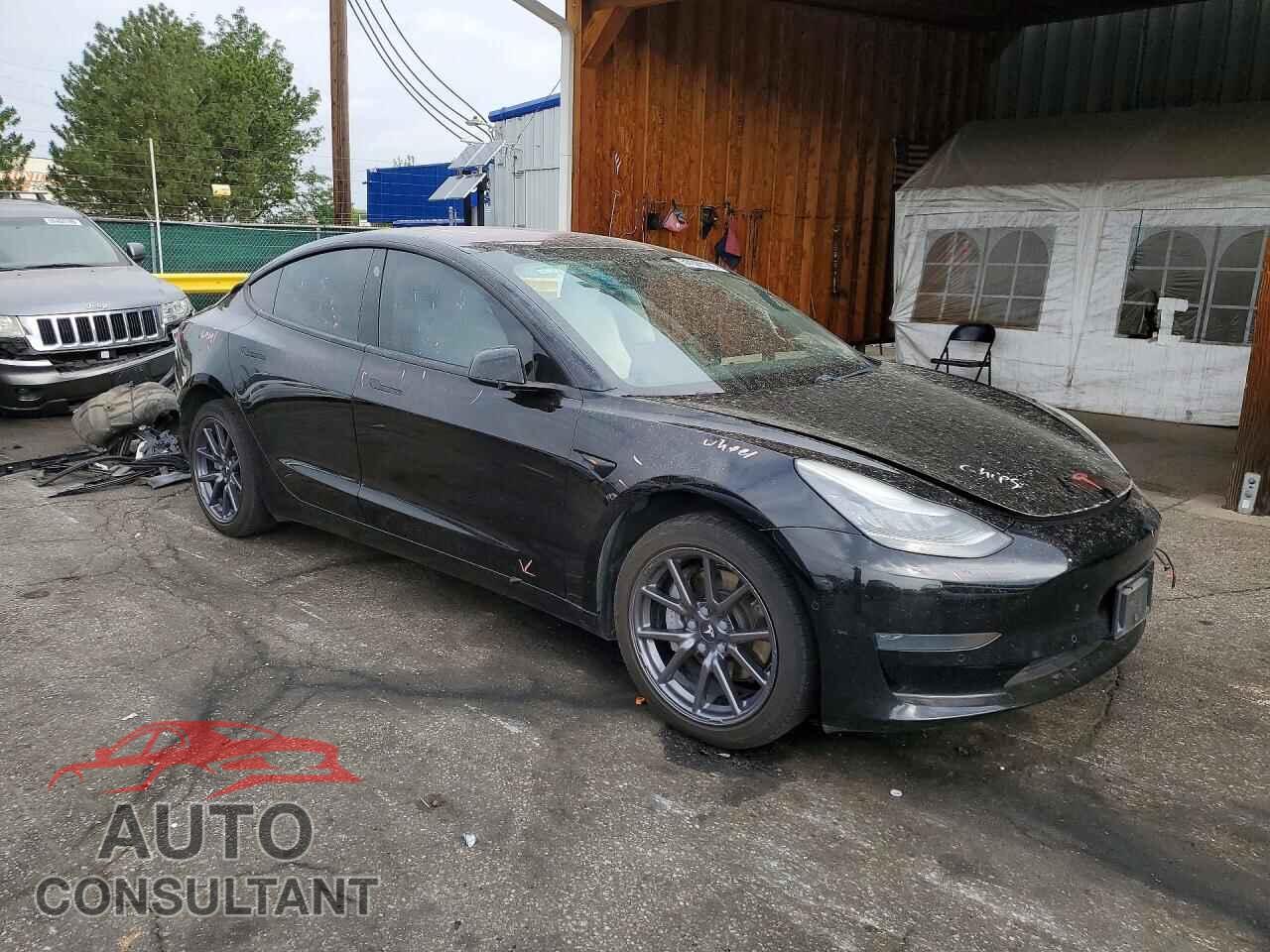 TESLA MODEL 3 2019 - 5YJ3E1EA7KF301682