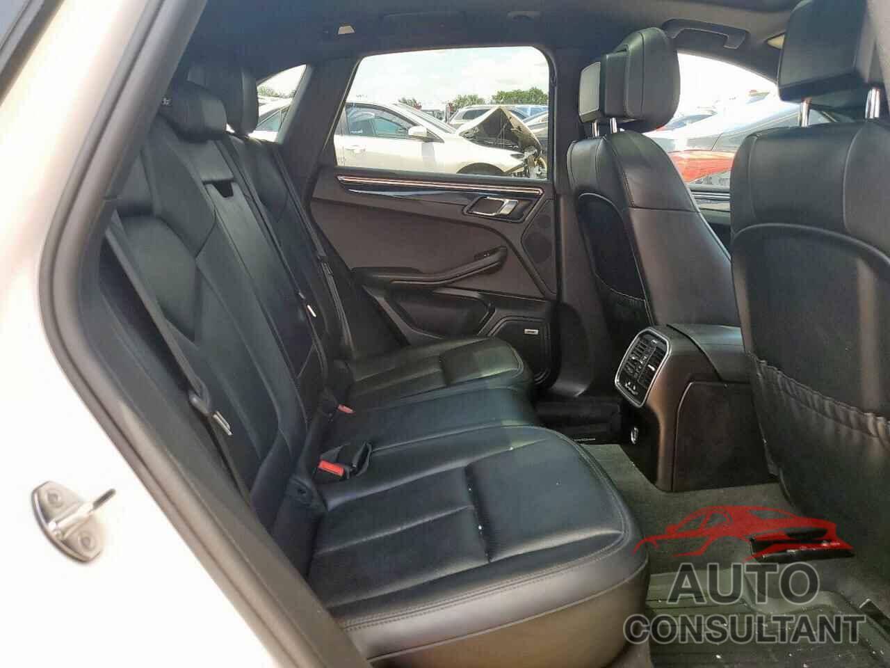 PORSCHE MACAN 2017 - WP1AA2A59HLB80255