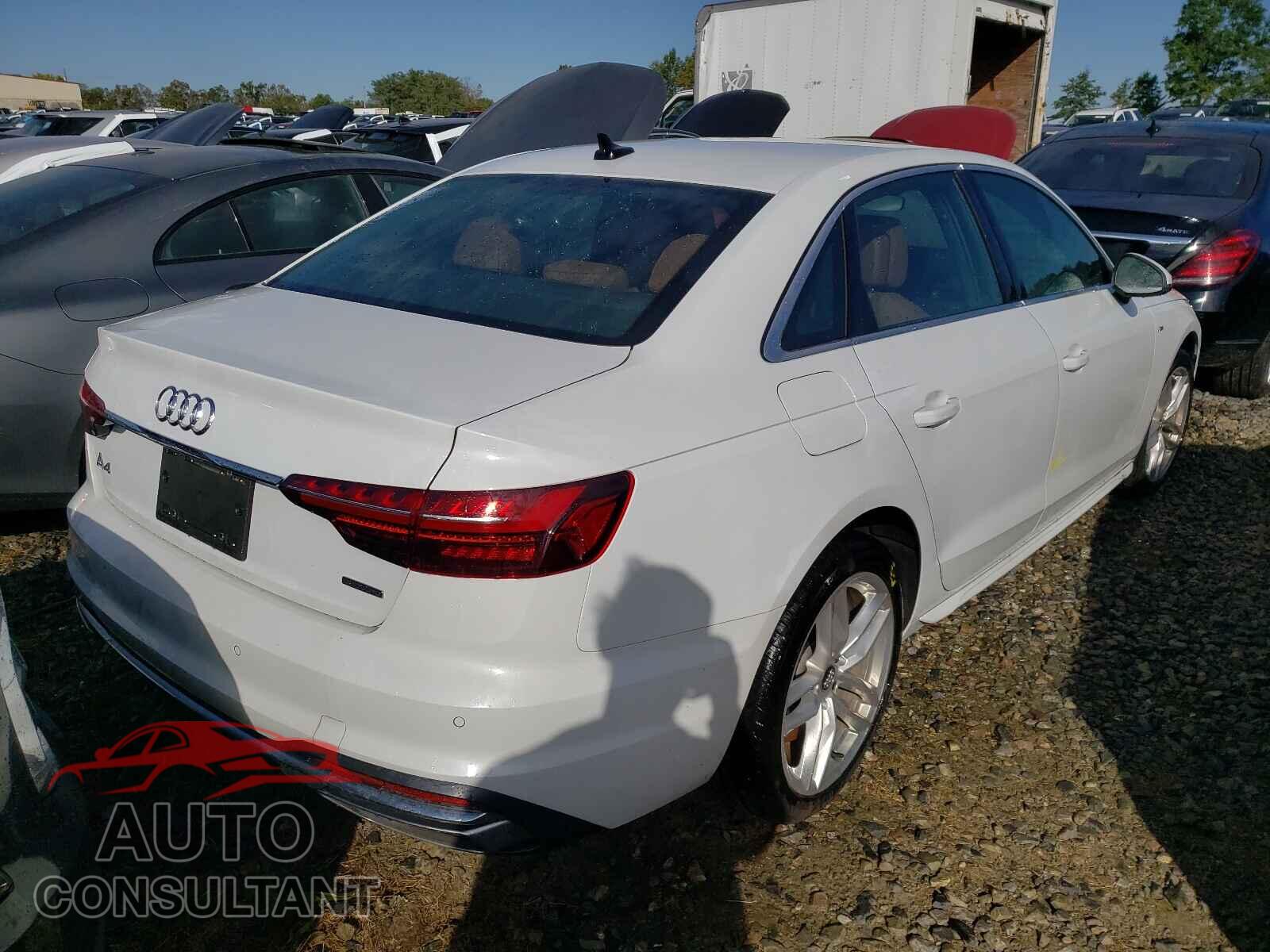 AUDI A4 2021 - WAUDAAF49MA018380