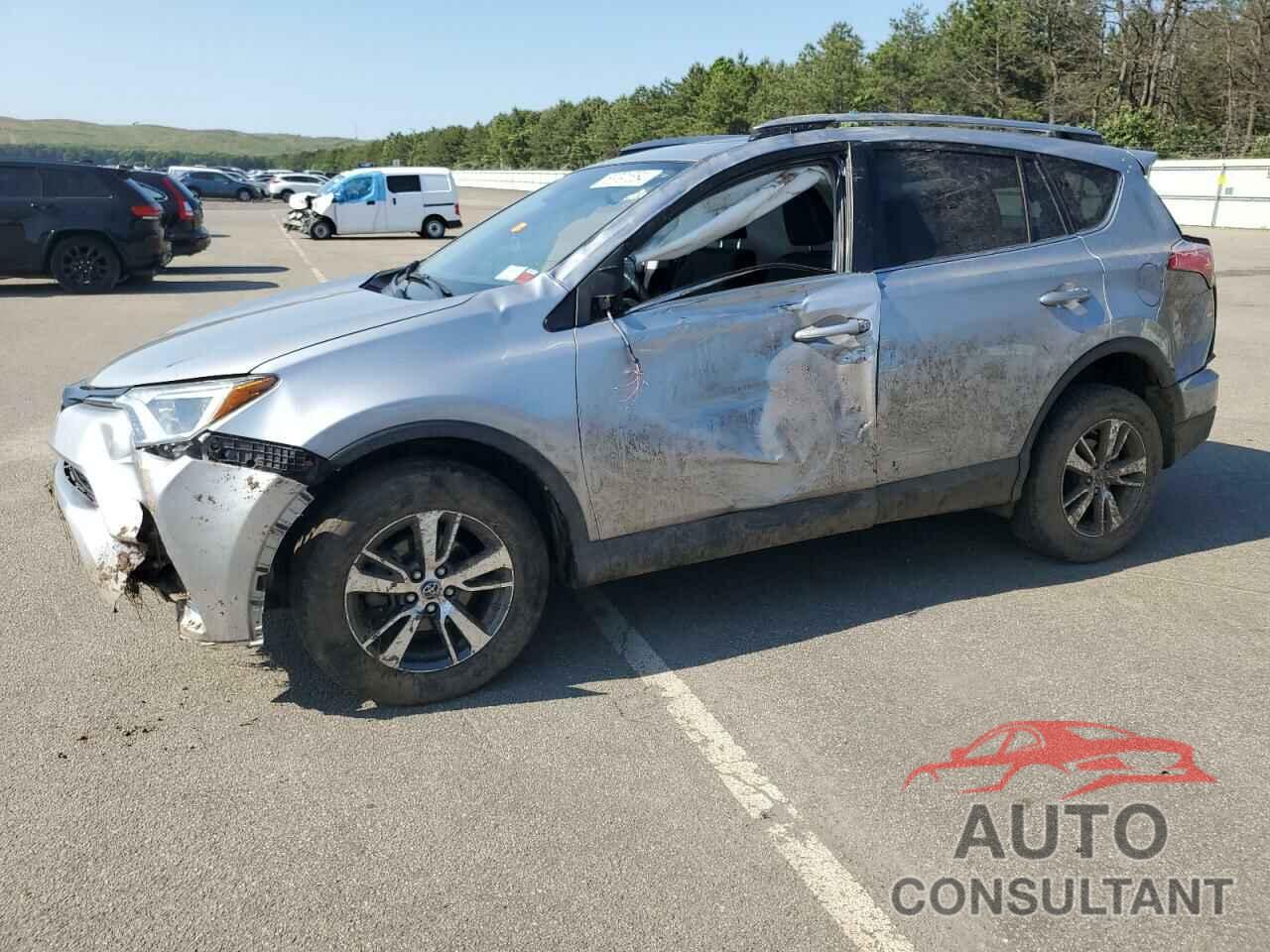 TOYOTA RAV4 2018 - JTMRFREV4JJ257883