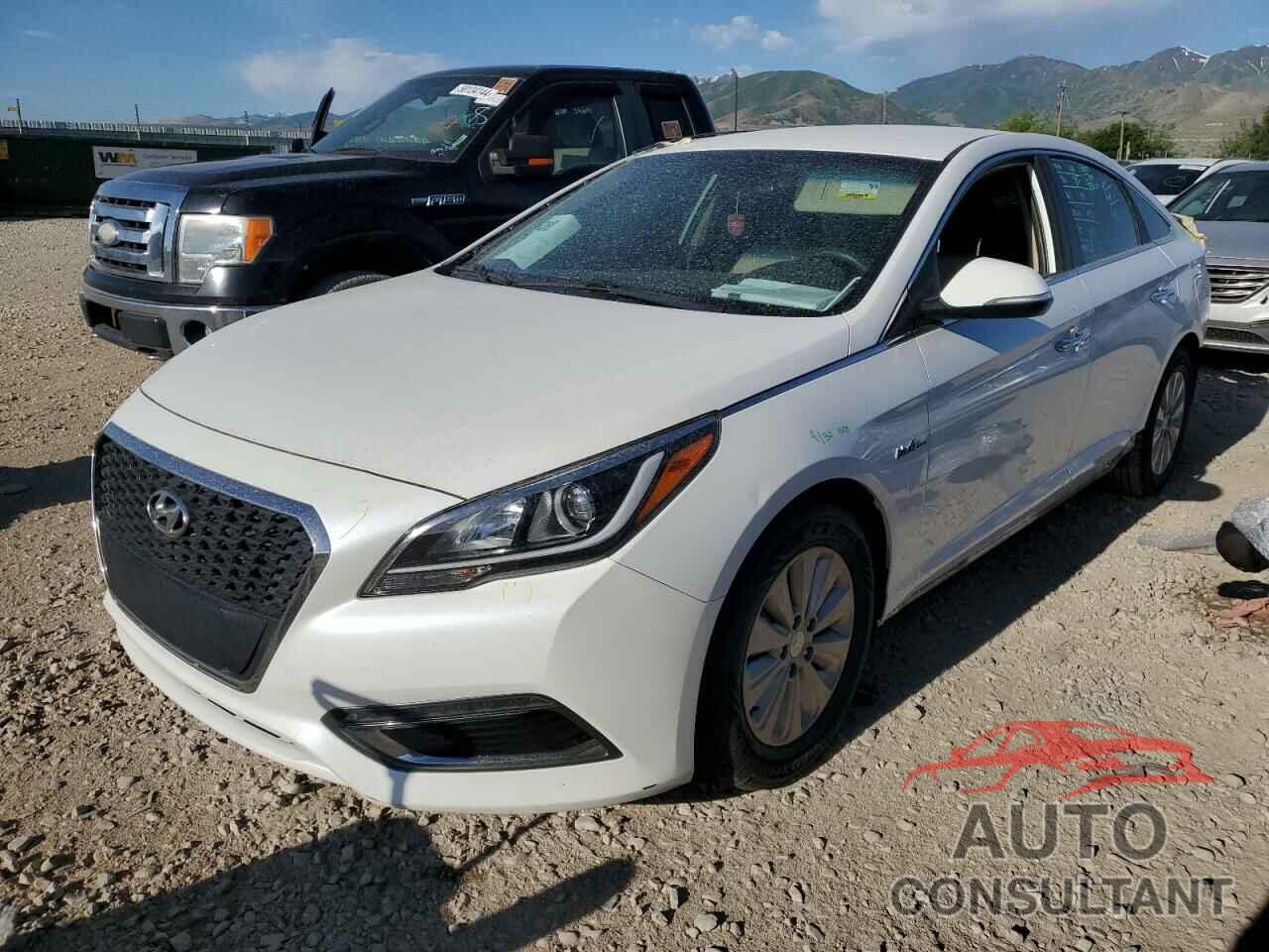 HYUNDAI SONATA 2017 - KMHE24L14HA043964