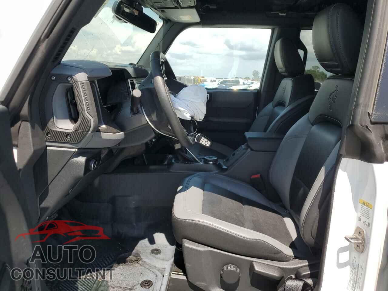 FORD BRONCO 2023 - 1FMEE5DP5PLB73657