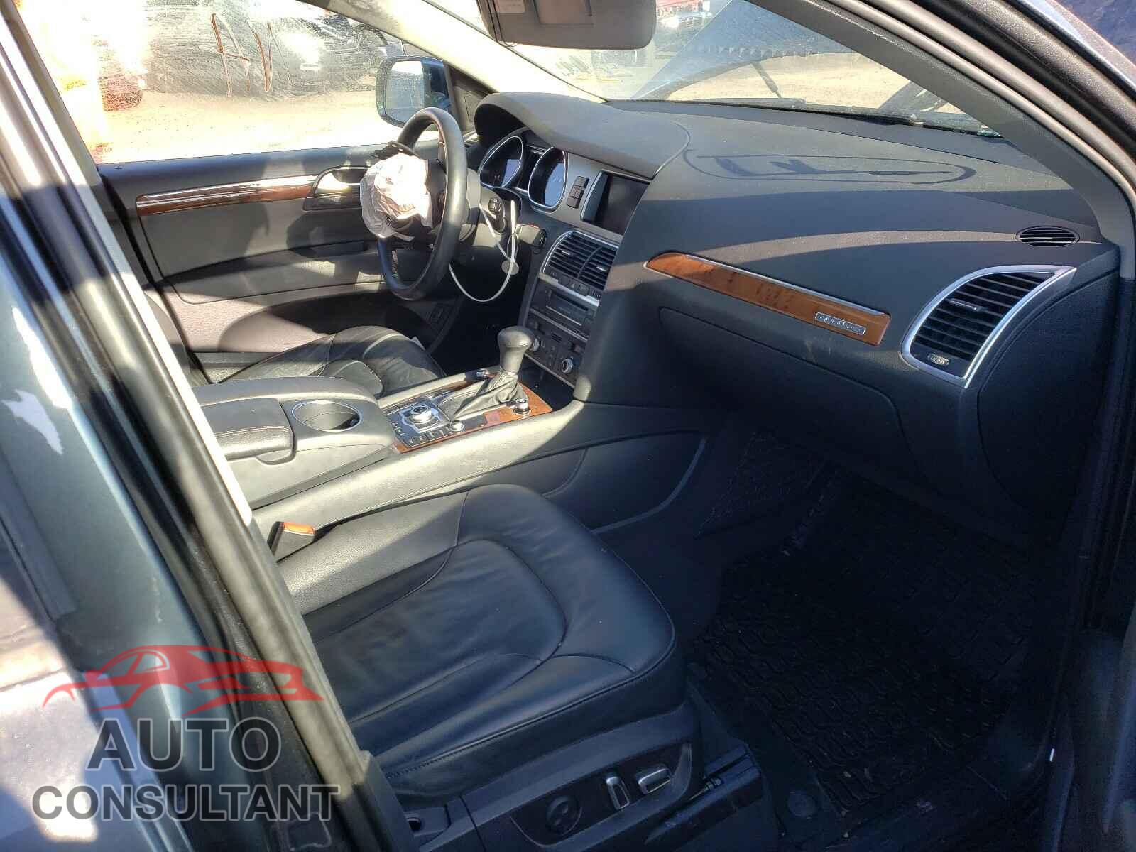 AUDI Q7 2015 - WA1LMAFEXFD014896