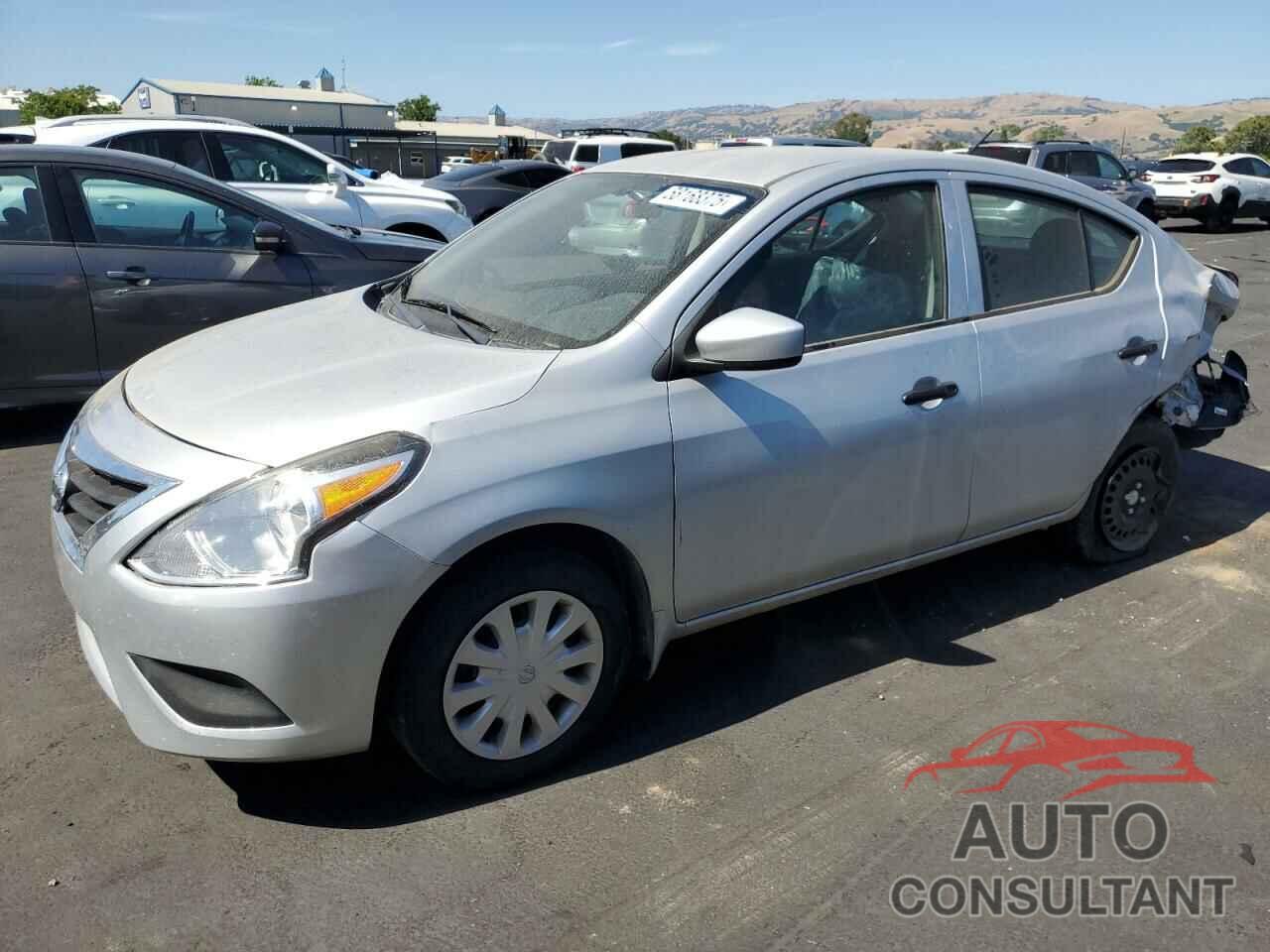 NISSAN VERSA 2018 - 3N1CN7AP1JL813129