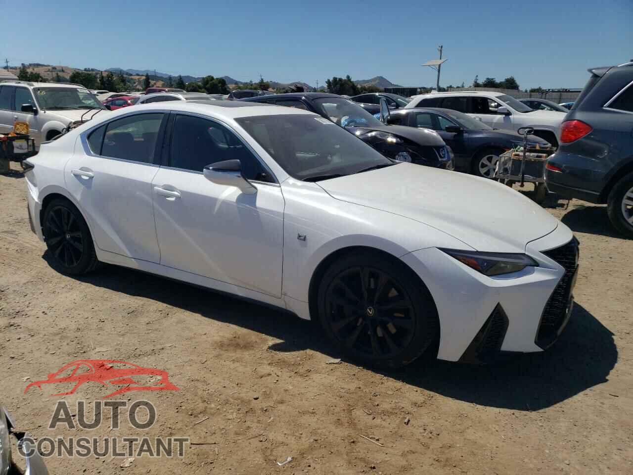LEXUS IS 2021 - JTHGZ1B24M5048309