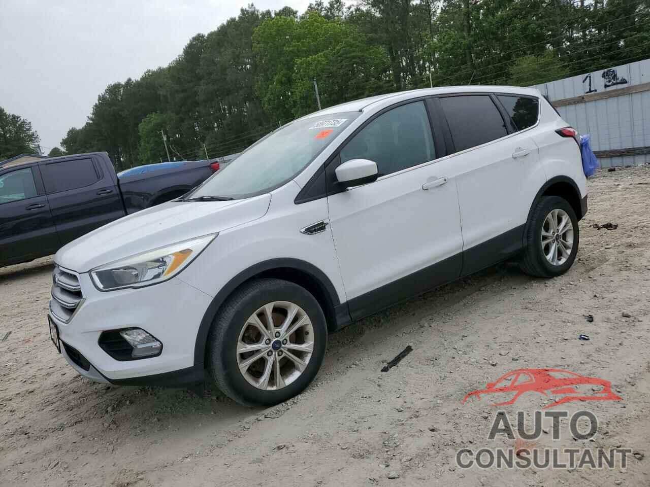 FORD ESCAPE 2017 - 1FMCU9G94HUB72445