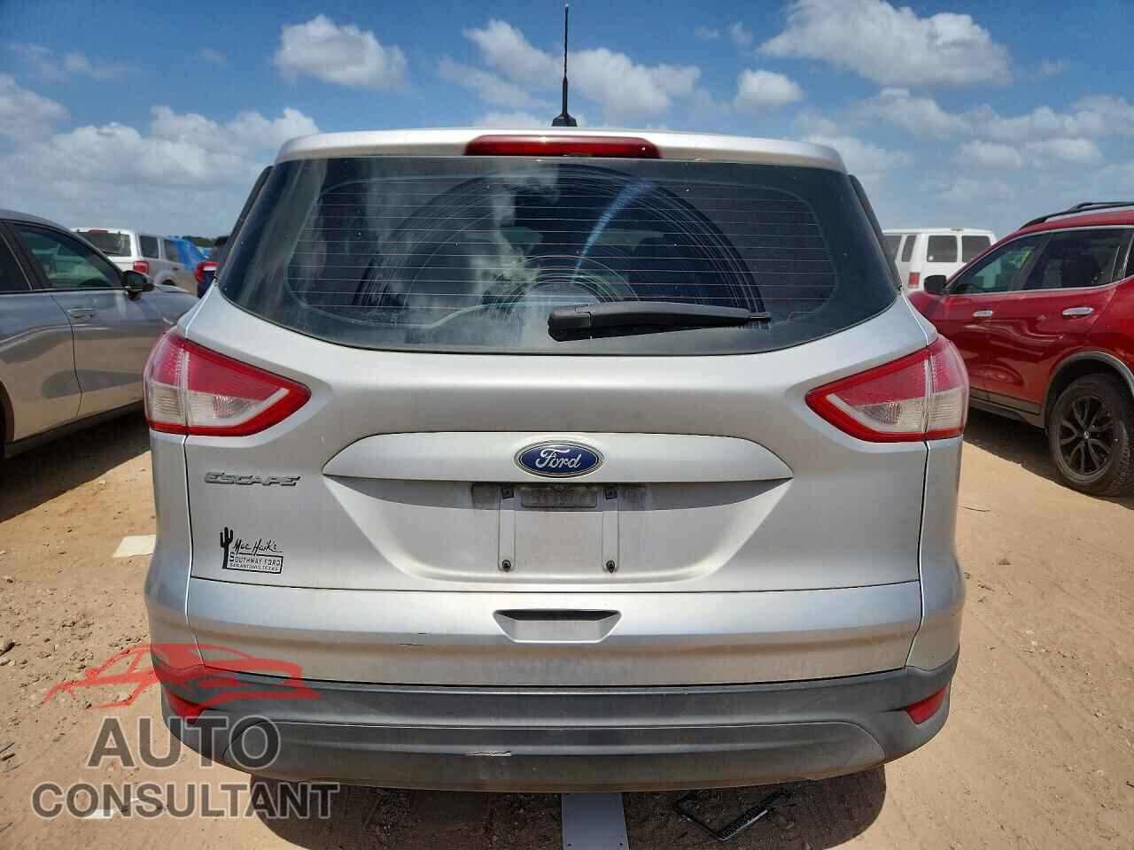 FORD ESCAPE 2016 - 1FMCU0F72GUC57746