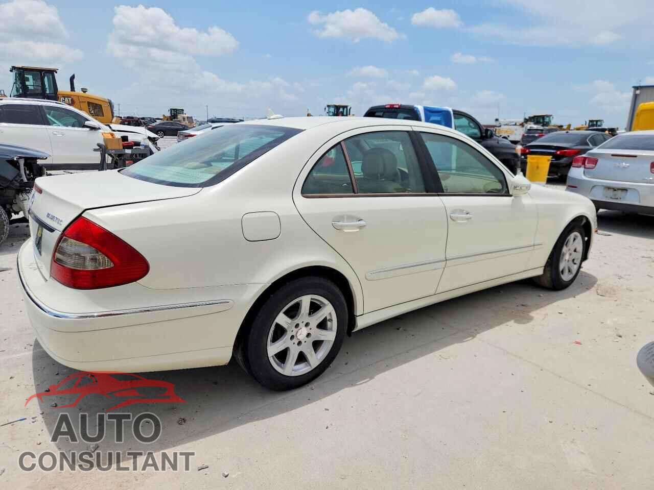MERCEDES-BENZ E-CLASS 2009 - WDBUF22X99B396483