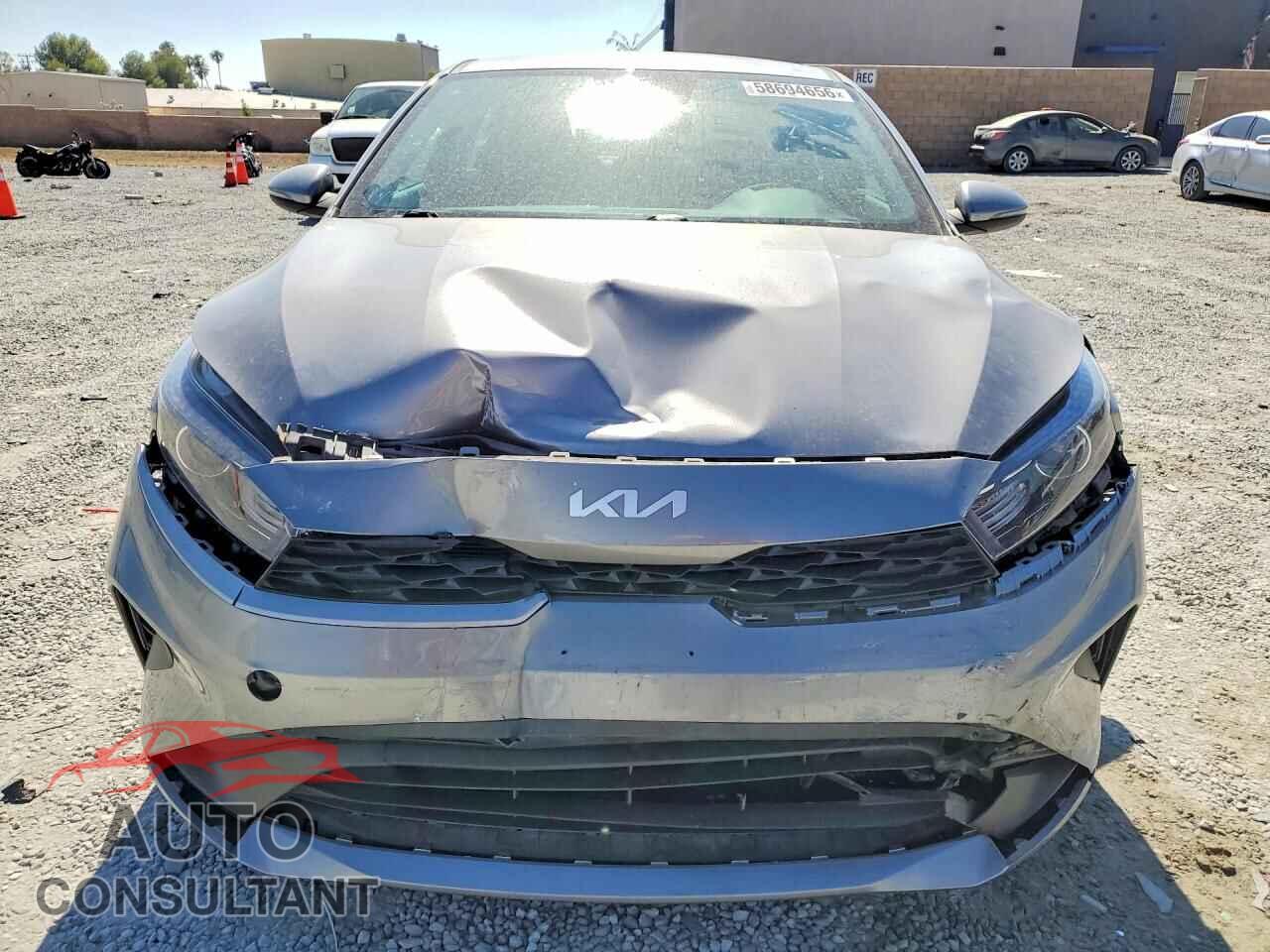 KIA FORTE LXS 2024 - 3KPF24AD8RE800983