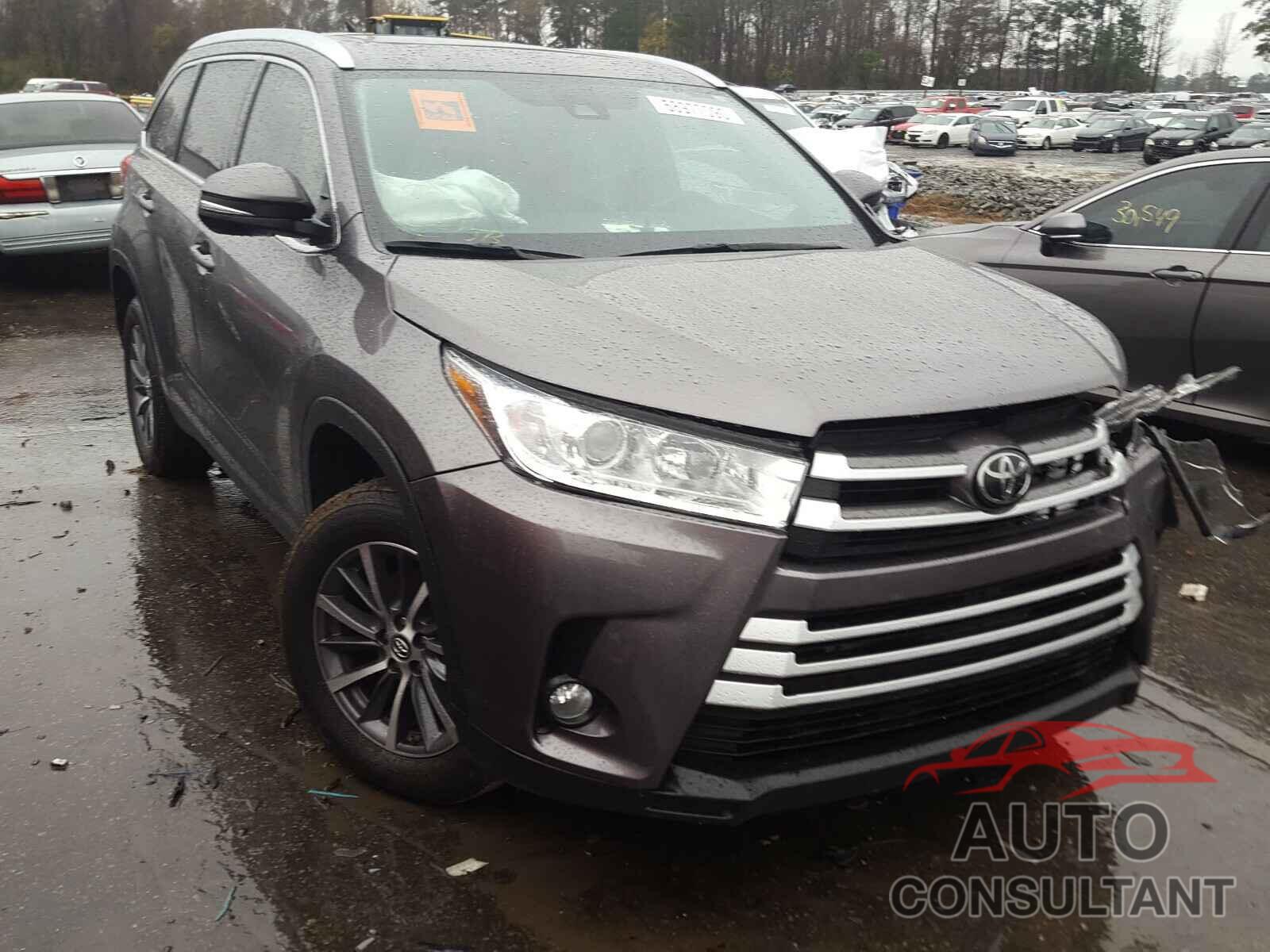 TOYOTA HIGHLANDER 2019 - 5TDKZRFH0KS319303