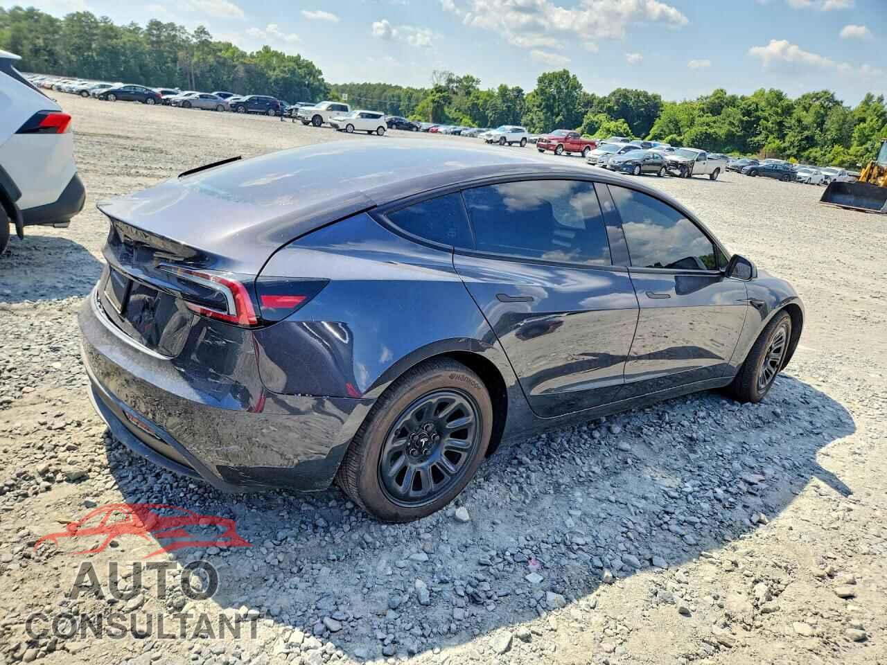 TESLA MODEL 3 2026 - 5YJ3E1EA3TF177198