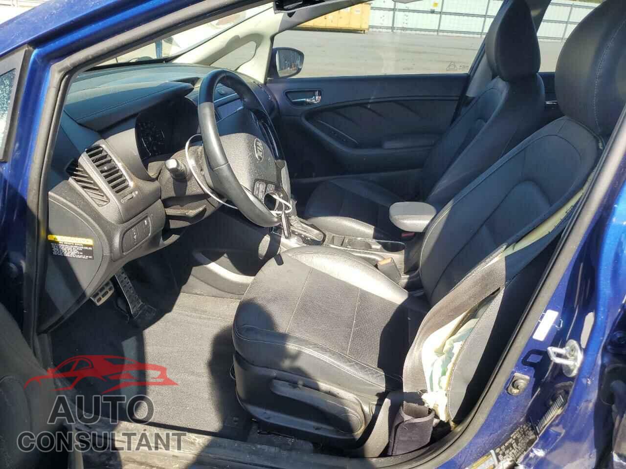 KIA FORTE 2017 - 3KPFL4A86HE124757
