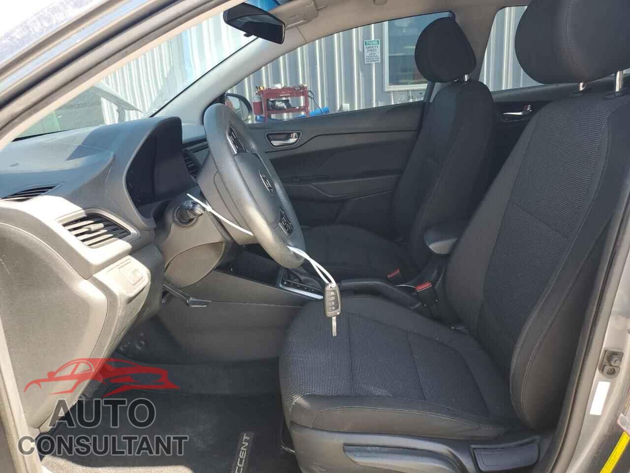 HYUNDAI ACCENT 2018 - 3KPC24A35JE012063