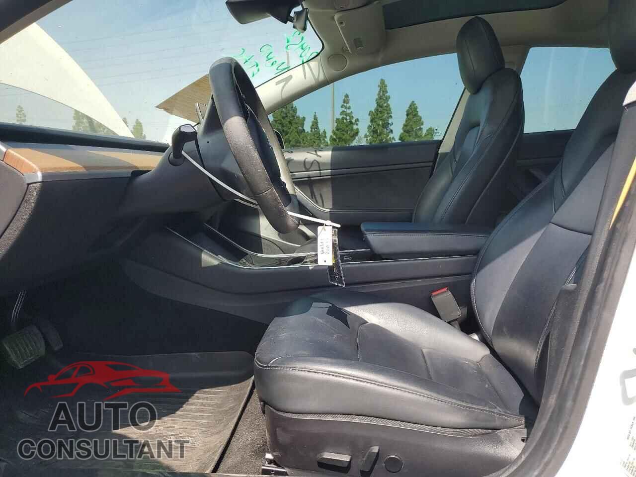 TESLA MODEL 3 2020 - 5YJ3E1EA5LF803883
