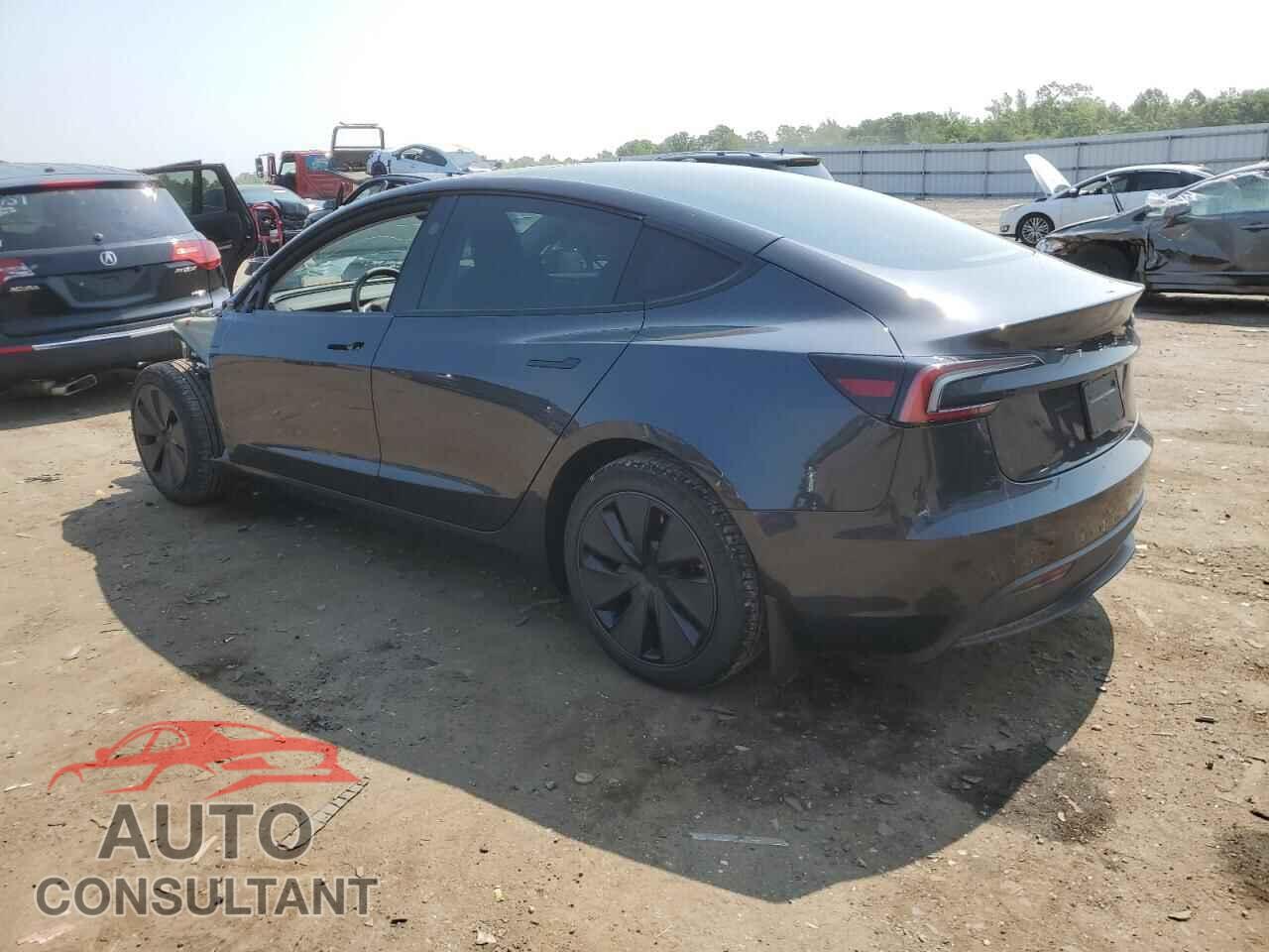 TESLA MODEL 3 2025 - 5YJ3E1EA9SF912247