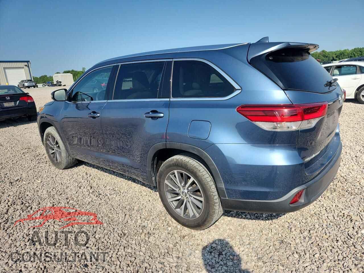 TOYOTA HIGHLANDER 2017 - 5TDKZRFH4HS524082