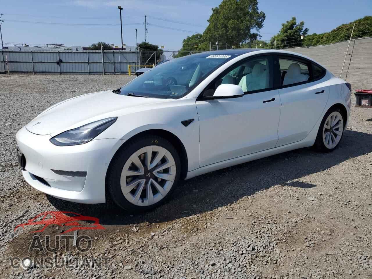 TESLA MODEL 3 2021 - 5YJ3E1EA4MF048534