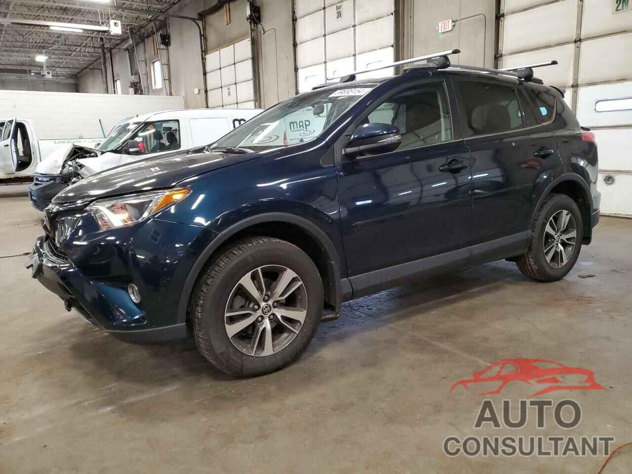 TOYOTA RAV4 2017 - JTMRFREV8HJ123078