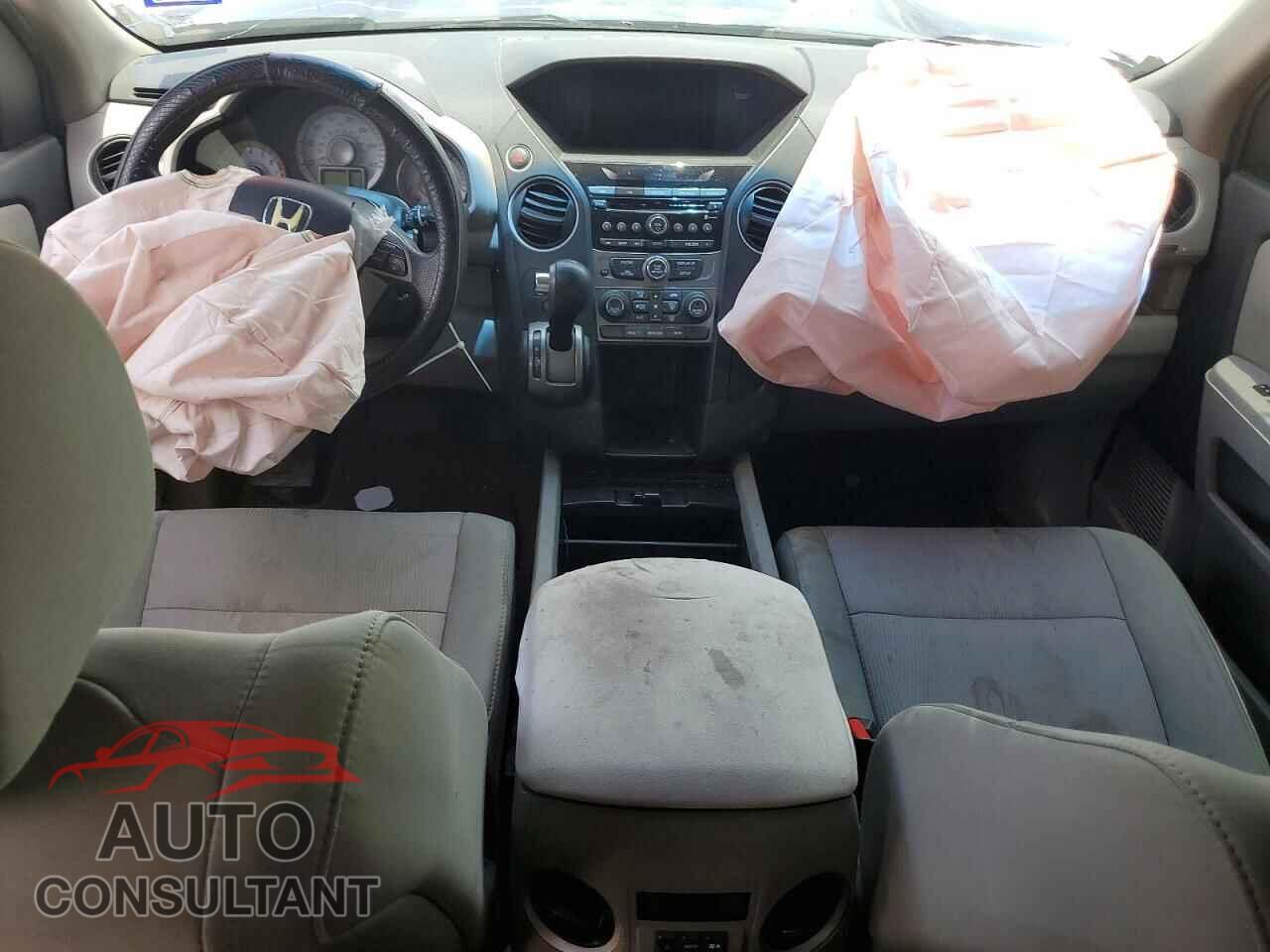HONDA PILOT 2013 - 5FNYF3H4XDB018605