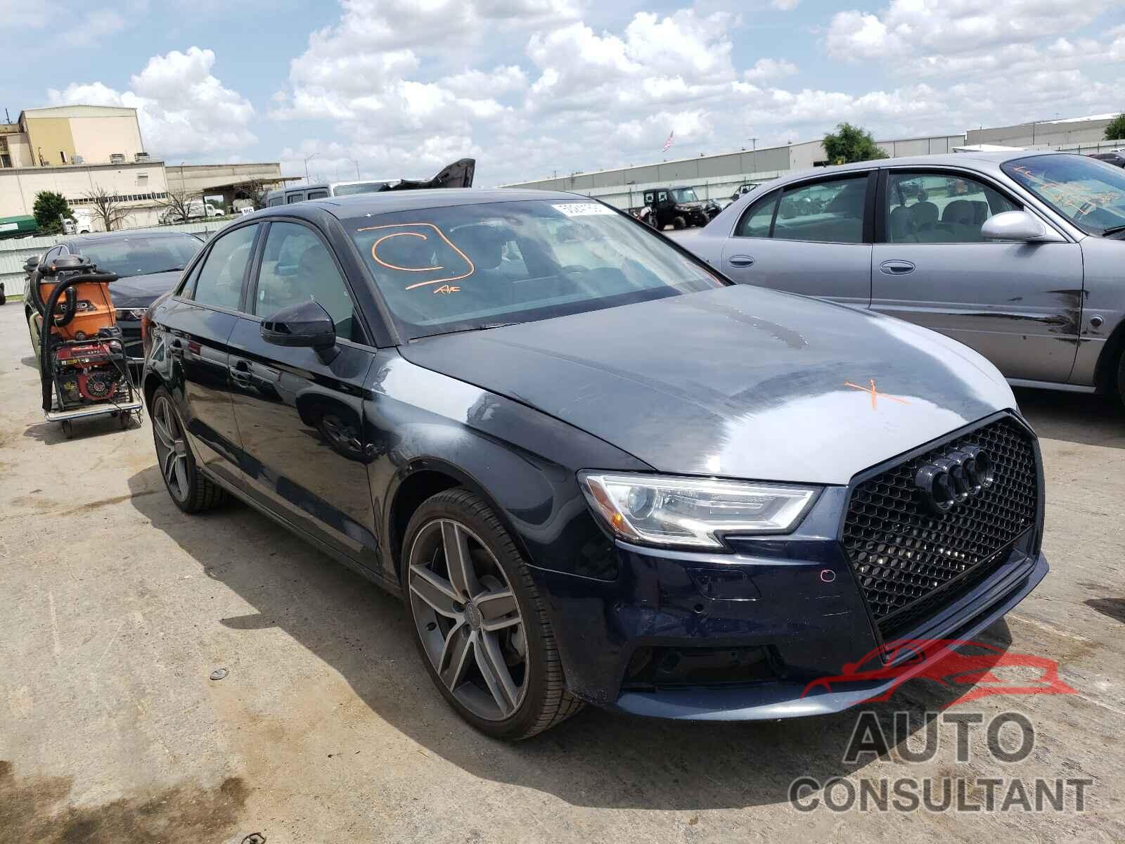 AUDI A3 2018 - WAUB8GFF3J1019589