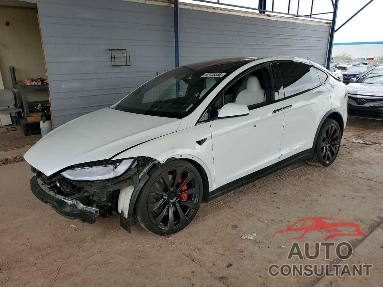 TESLA MODEL X 2023 - 7SAXCBE64PF405369