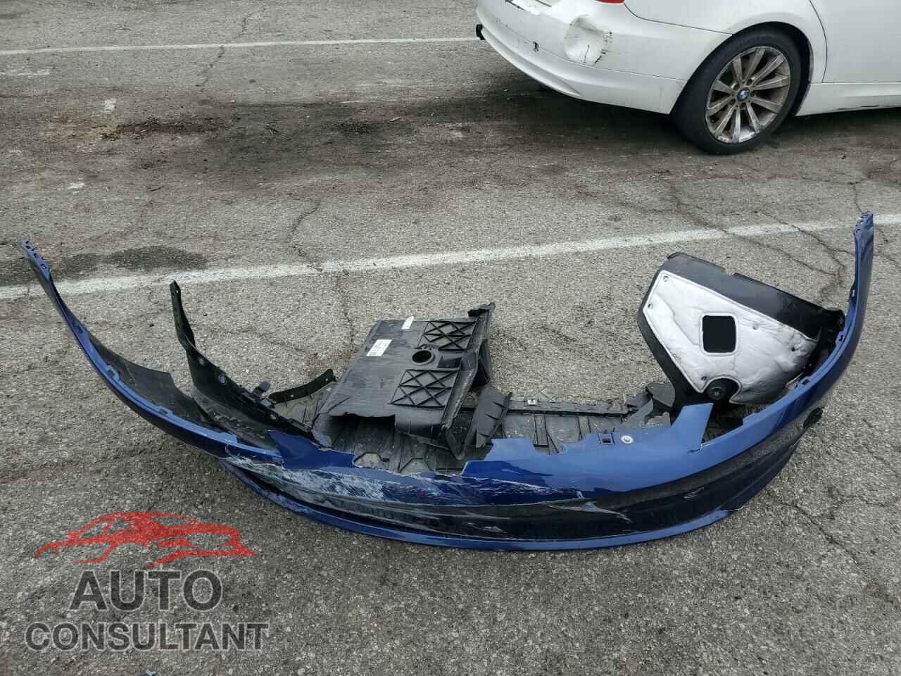 TESLA MODEL 3 2024 - 5YJ3E1EA7RF771270