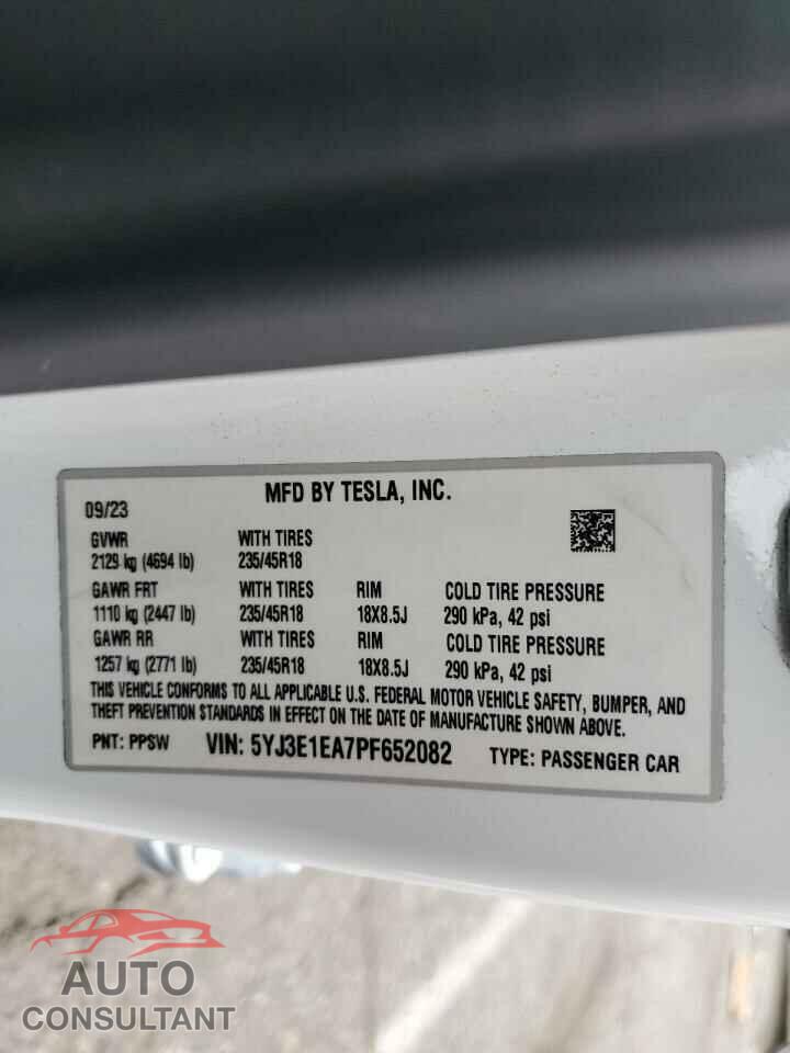 TESLA MODEL 3 2023 - 5YJ3E1EA7PF652082