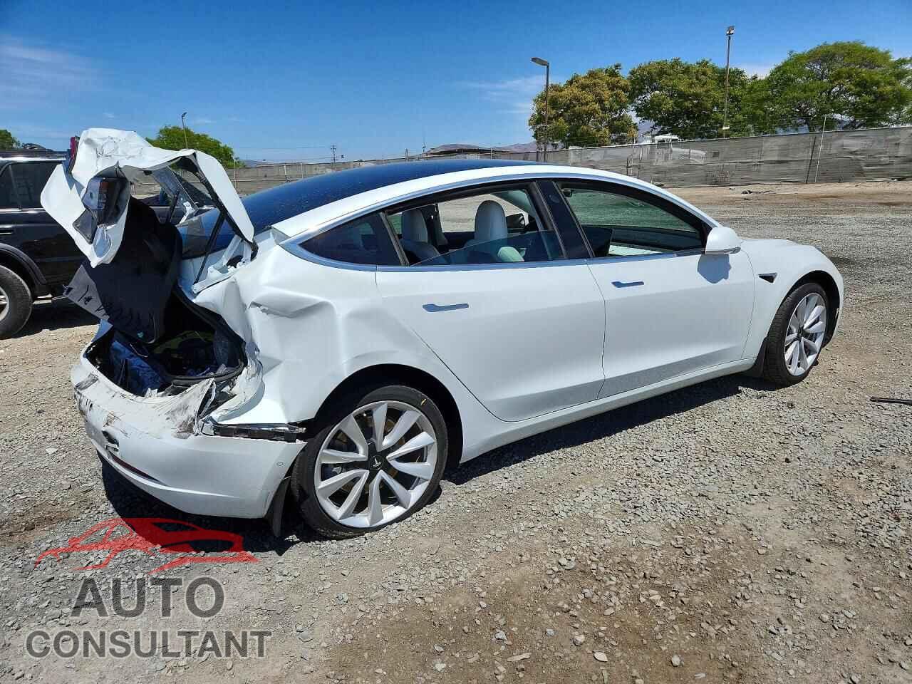 TESLA MODEL 3 2020 - 5YJ3E1EA8LF599337
