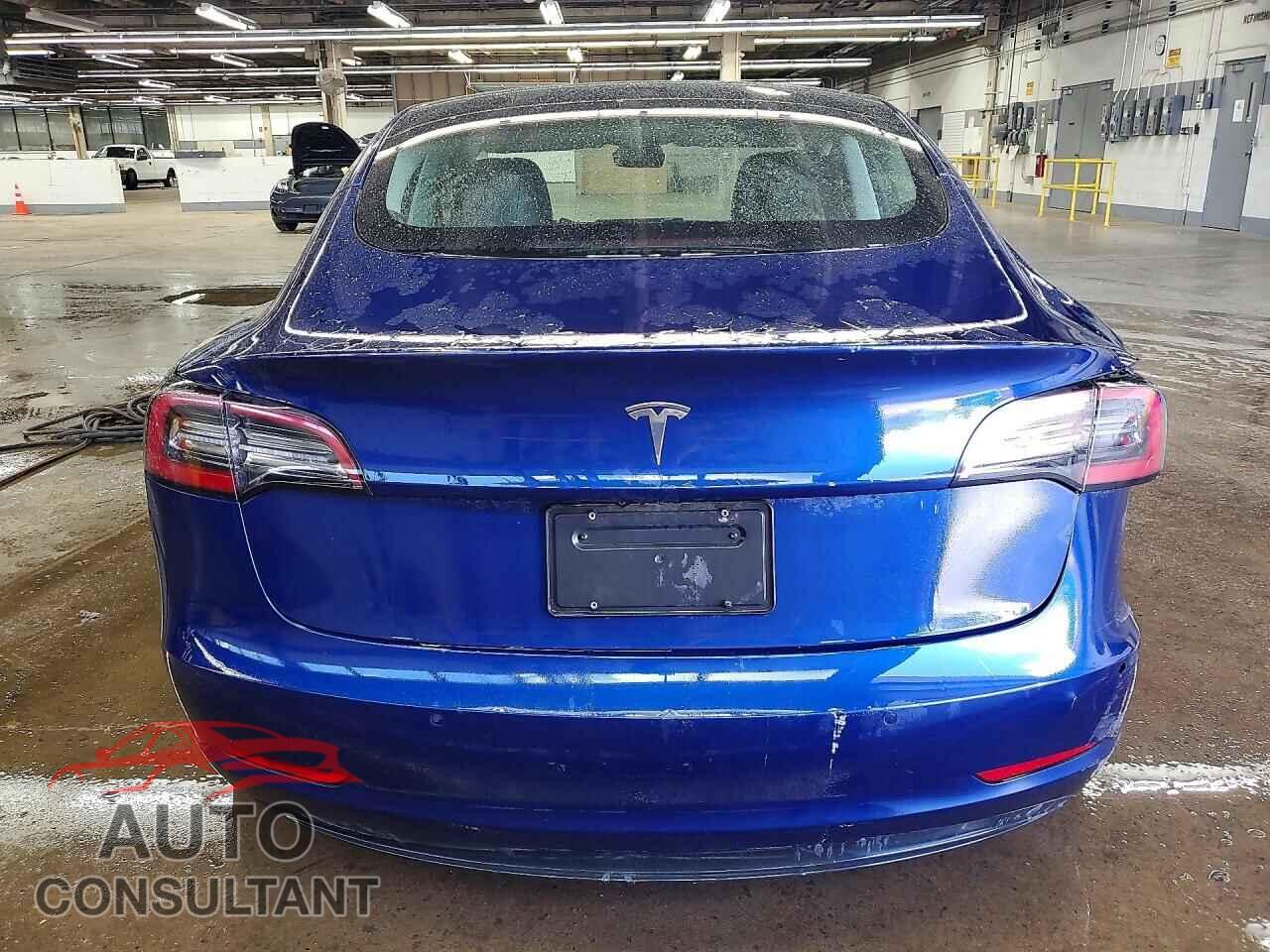 TESLA MODEL 3 2022 - 5YJ3E1EA0NF372288