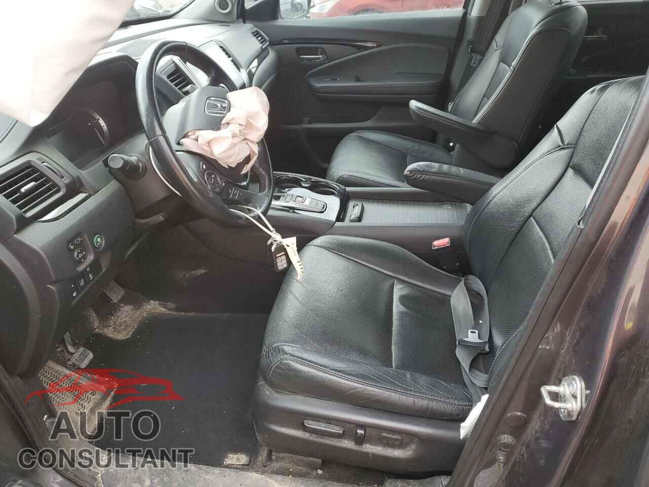HONDA PILOT 2018 - 5FNYF6H90JB504414