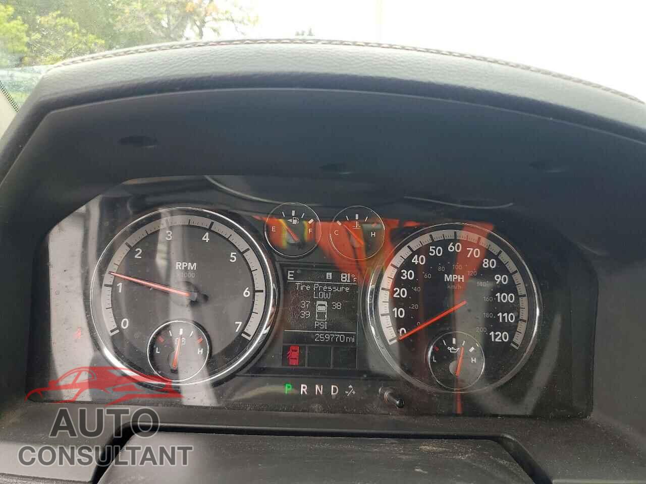 DODGE RAM 1500 2011 - 1D7RB1CT5BS596829