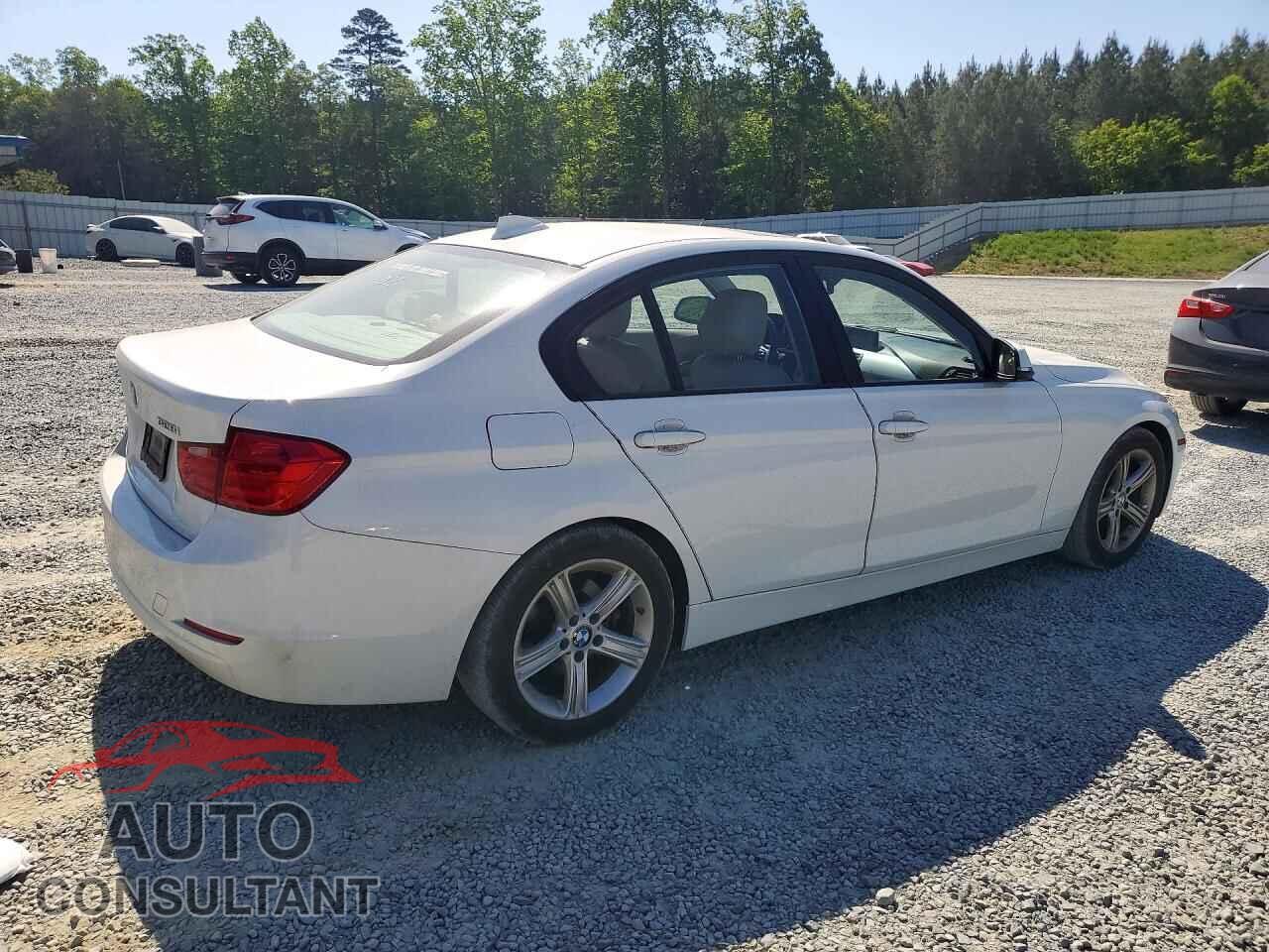 BMW 3 SERIES 2013 - WBA3A5C55DF601368