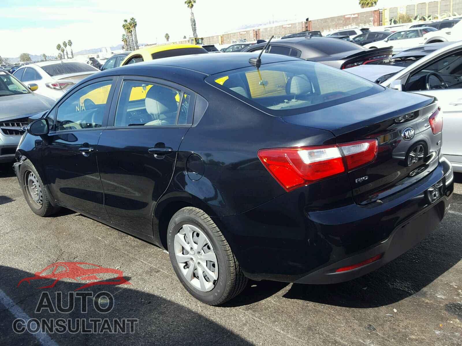 KIA RIO 2015 - KNADM4A31F6501066