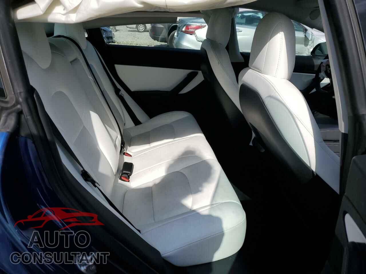 TESLA MODEL 3 2021 - 5YJ3E1EB6MF855906