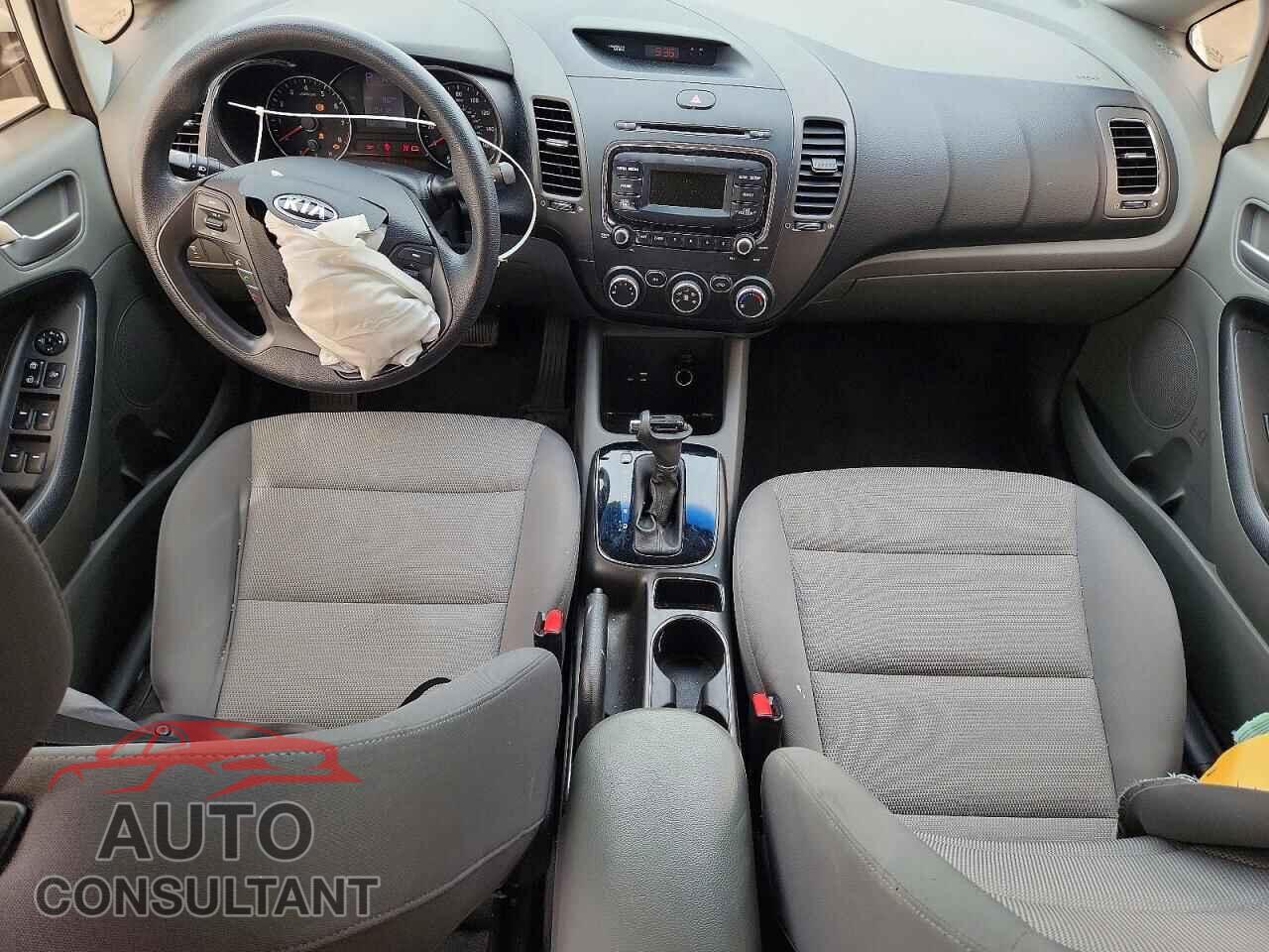 KIA FORTE 2017 - 3KPFK4A76HE092984