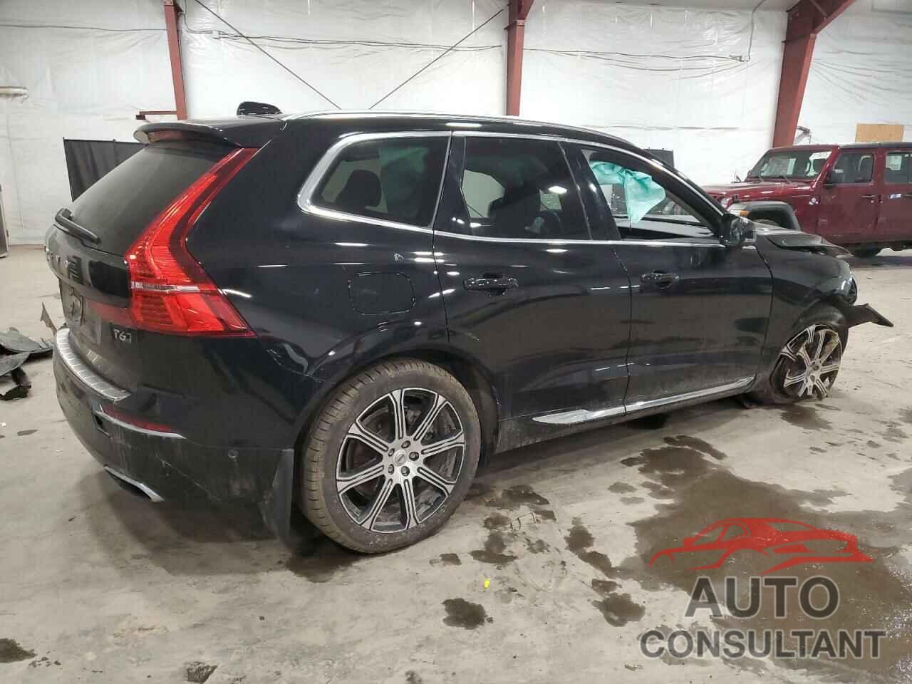 VOLVO XC60 2021 - YV4A22RL9M1864257