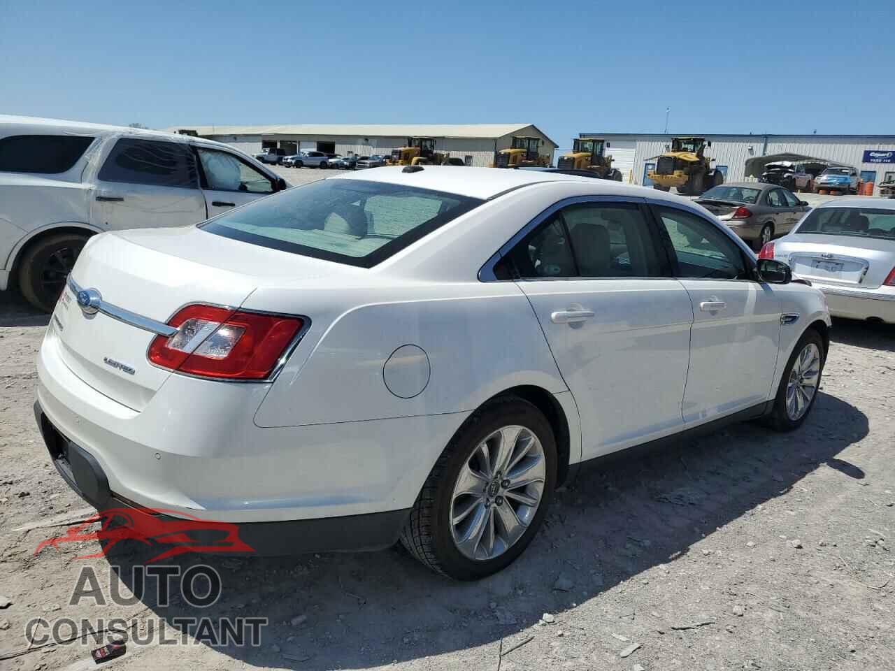 FORD TAURUS 2012 - 1FAHP2FW8CG112066