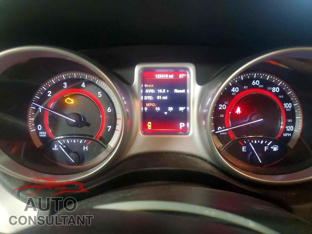 DODGE JOURNEY 2013 - 3C4PDCBG3DT592226