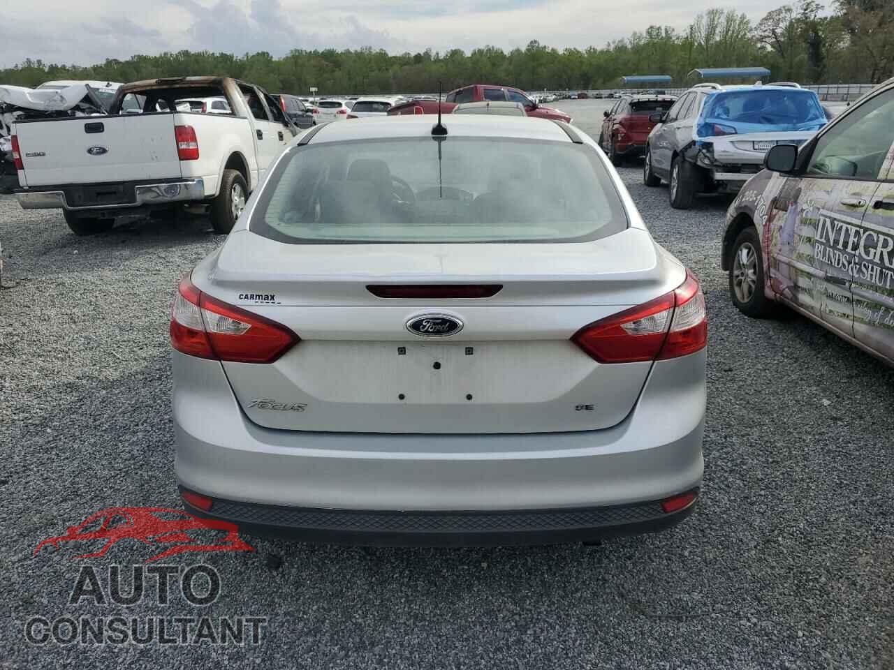 FORD FOCUS 2014 - 1FADP3F20EL307431
