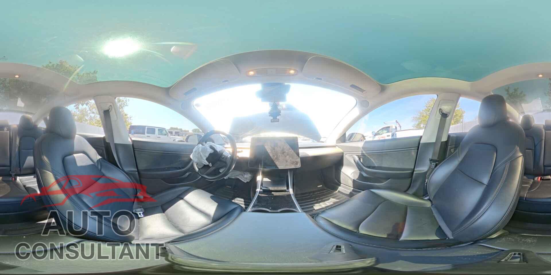 TESLA MODEL 3 2018 - 5YJ3E1EAXJF033709